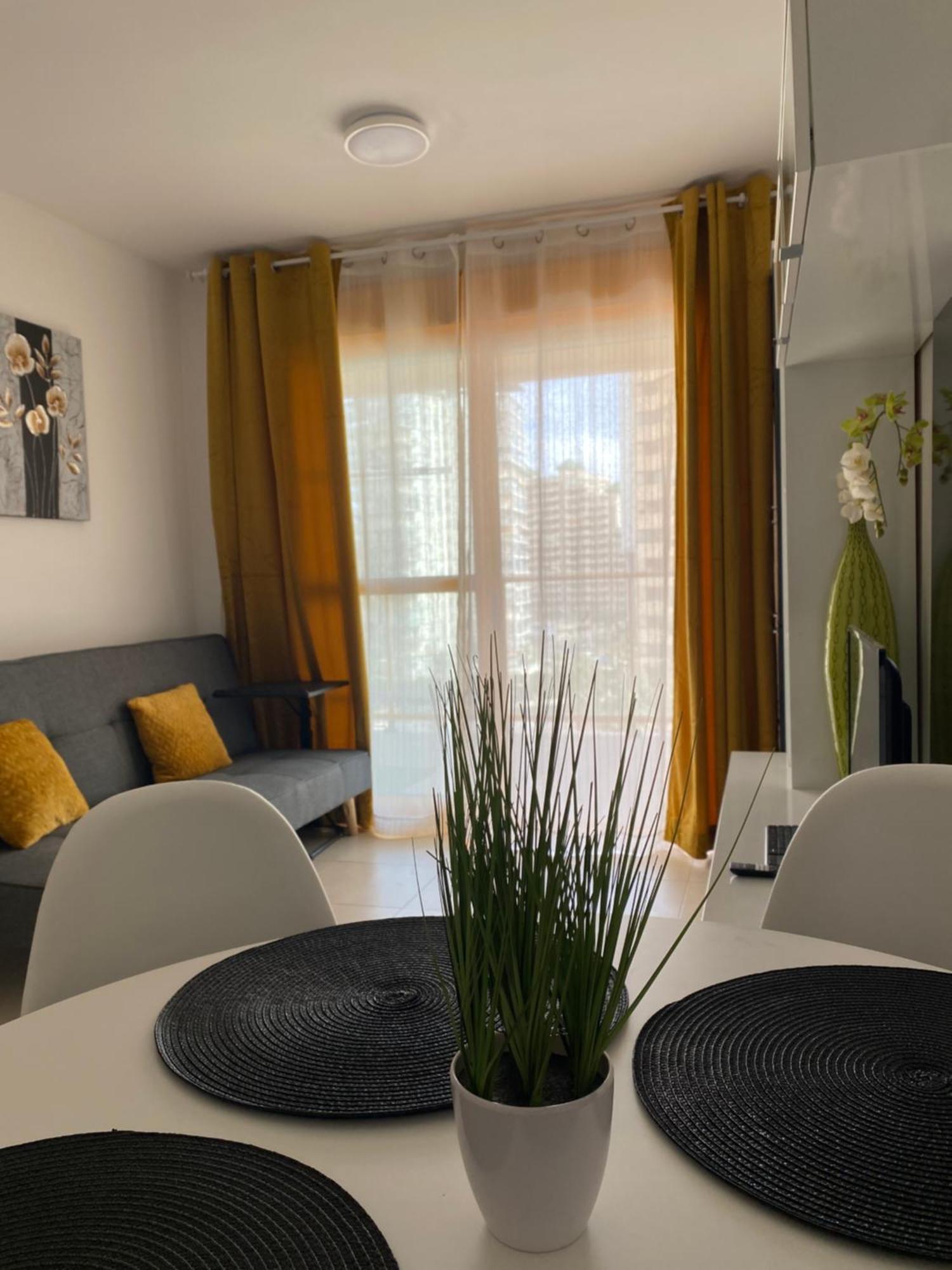 Ambar Beach Apartment Калпе Екстериор снимка